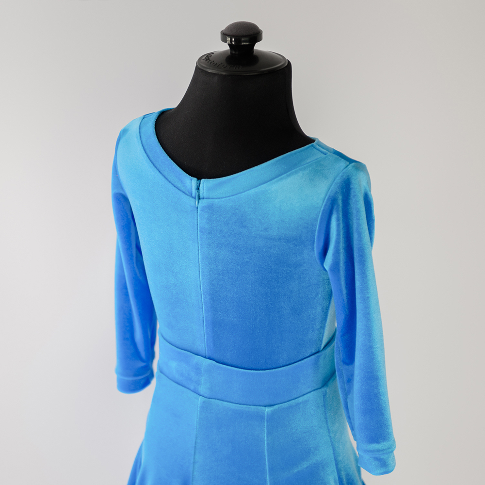 голубое платье для танцев