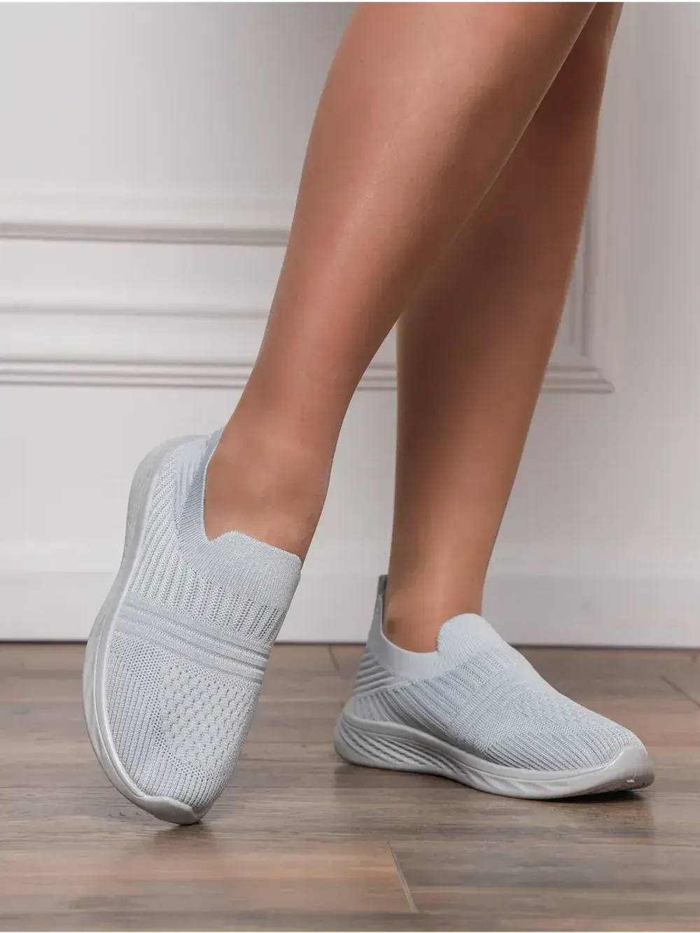 Кроссовки летние текстильные