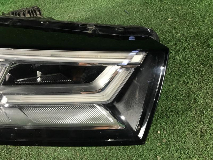 Фара правая Audi Q5 2 80A (2017-2020) LED