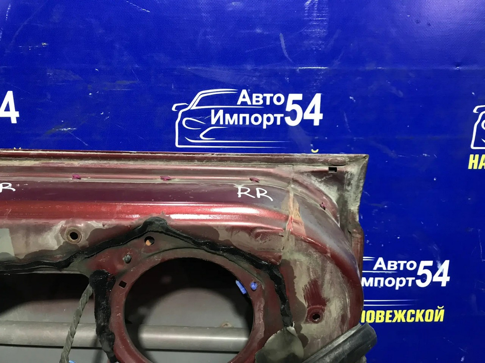 Дверь задняя правая MAZDA DEMIO 2000