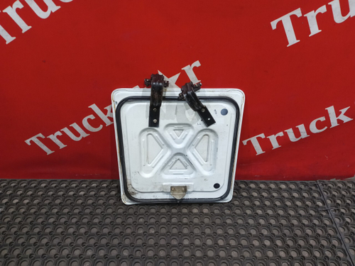 Крышка инструментального ящика правого 2024г