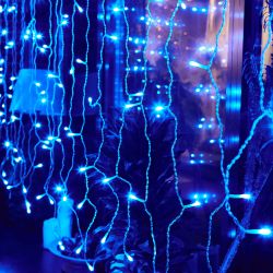 ULD-C3020-240-STK BLUE IP44 Занавес светодиодный со статическим свечением. 3х2м. Соединяемый. 240 светодиодов. Синий свет. Провод прозрачный. TM Uniel