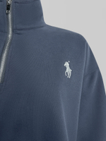 Свитшот однотонный с полузамком и логотипом на груди