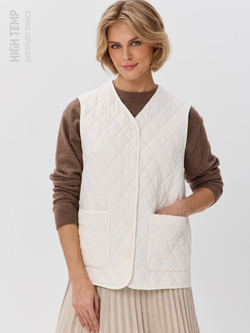 Легкий стеганый жилет с накладными карманами