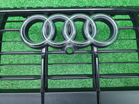 Решетка радиатора Audi Q7 2 (2019-2024)