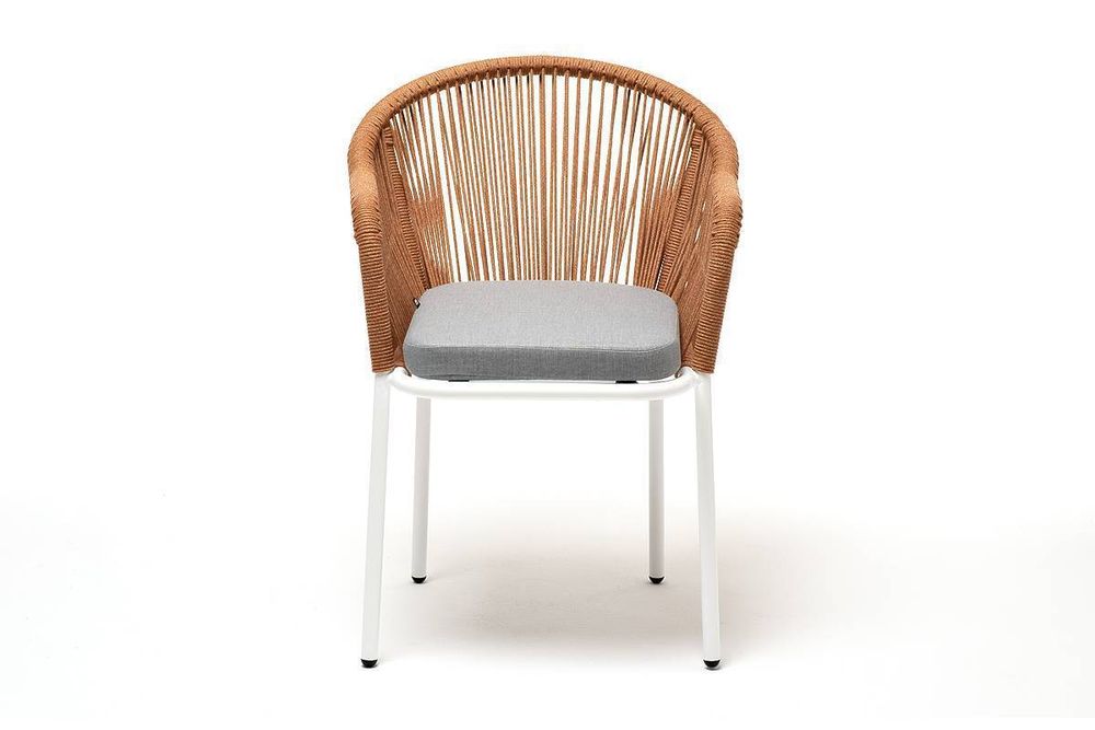 "Лион" стул плетеный из роупа, каркас из стали светло-серый (RAL7035) муар, роуп оранжевый меланж круглый, ткань светло-серая