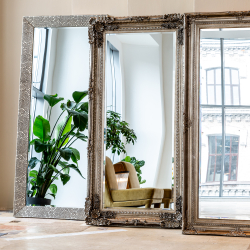 Настенное зеркало Смитт Объект мечты