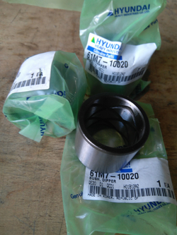 Втулка 61M7-10020