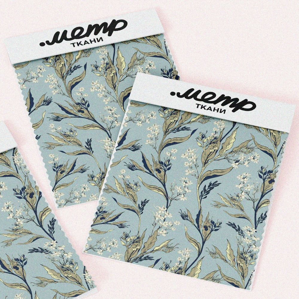 Ткань бифлекс золотистые листья с цветами