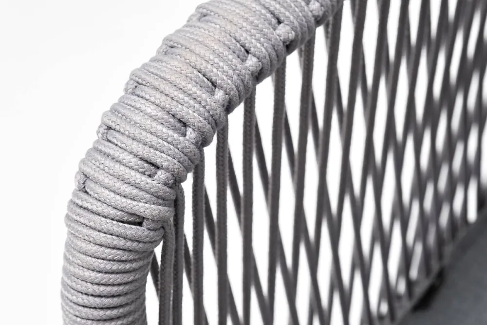 "Марсель" стул плетеный из роупа, каркас алюминий белый муар, роуп светло-серый круглый, ткань светло-серая