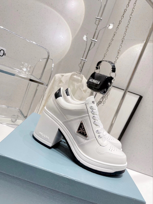 Ботинки Prada