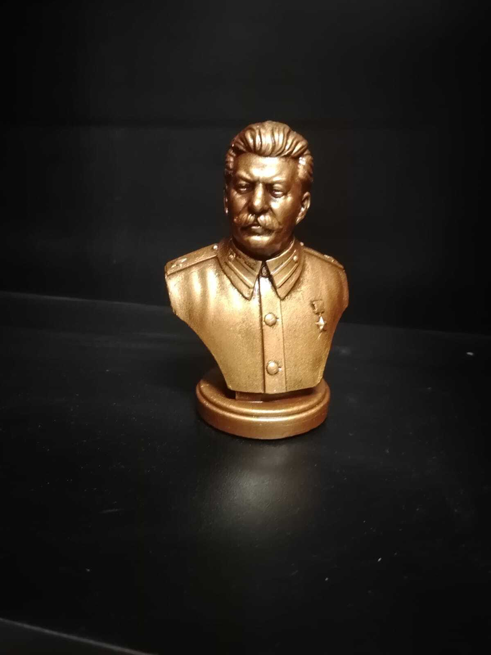 Бюст И.В. Сталин