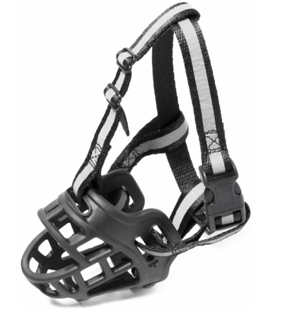 Намордник Triol силиконовый с нейлоновым ремешком №3, 80х50х115 мм