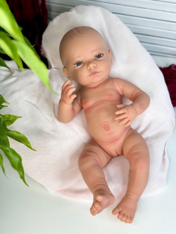 Кукла Реборн BERJUAN виниловая 45см Newborn (8123)