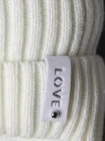 Шапка для девочки на осень