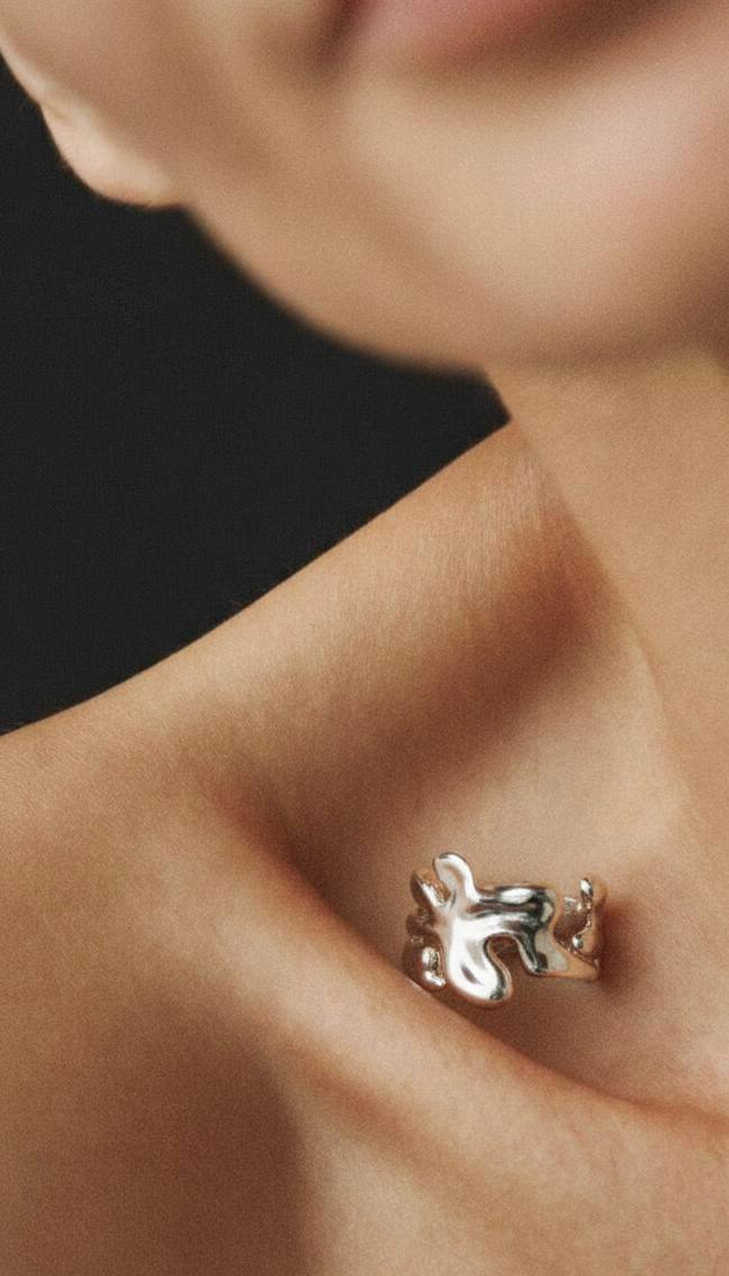 Кольцо Капля