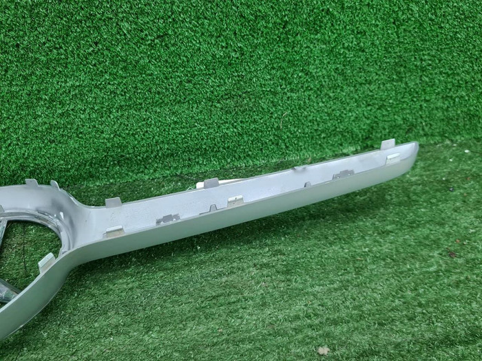 Накладка решетки радиатора Mercedes E C238 (16-21)