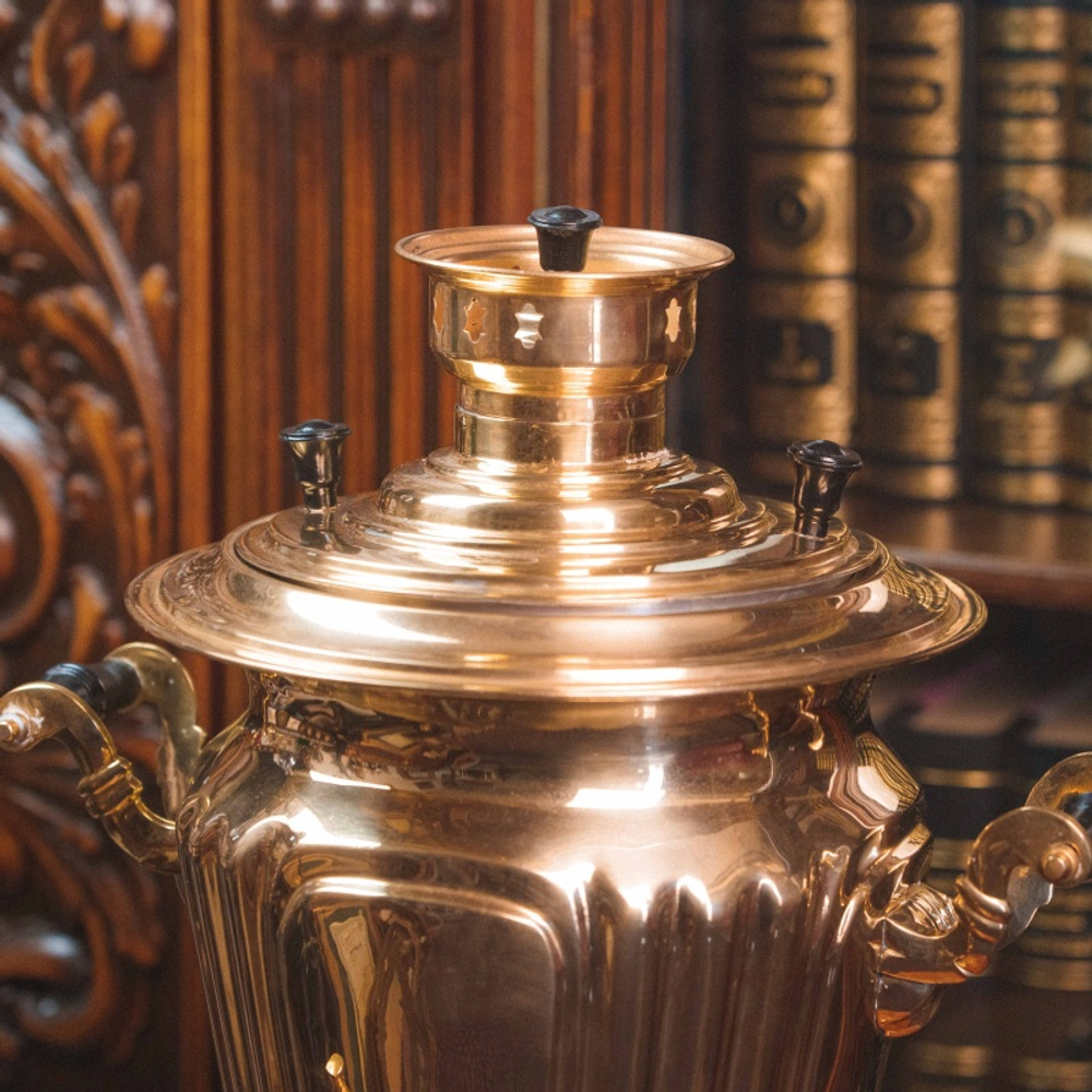 Антикварный тульский самовар в форме рюмки