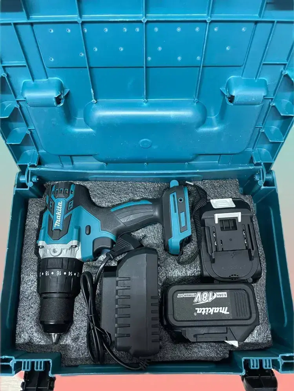 Дрель-шуруповерт бесщеточный, От аккумулятора, 2 АКБ