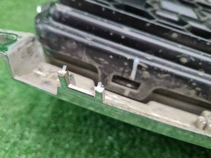 Решетка радиатора Zeekr 009 (2022-н.в.)