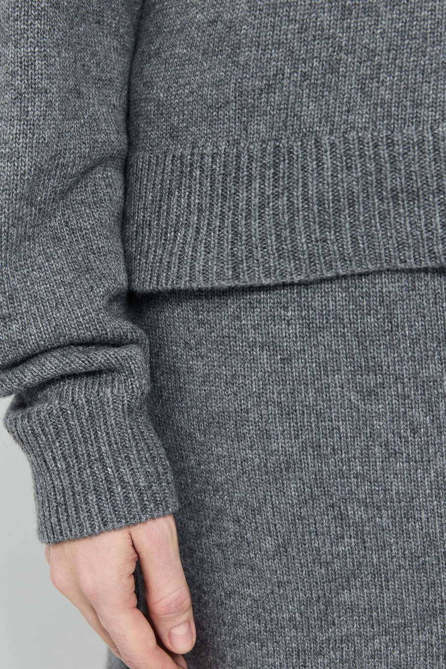 Джемпер кроп из смесового