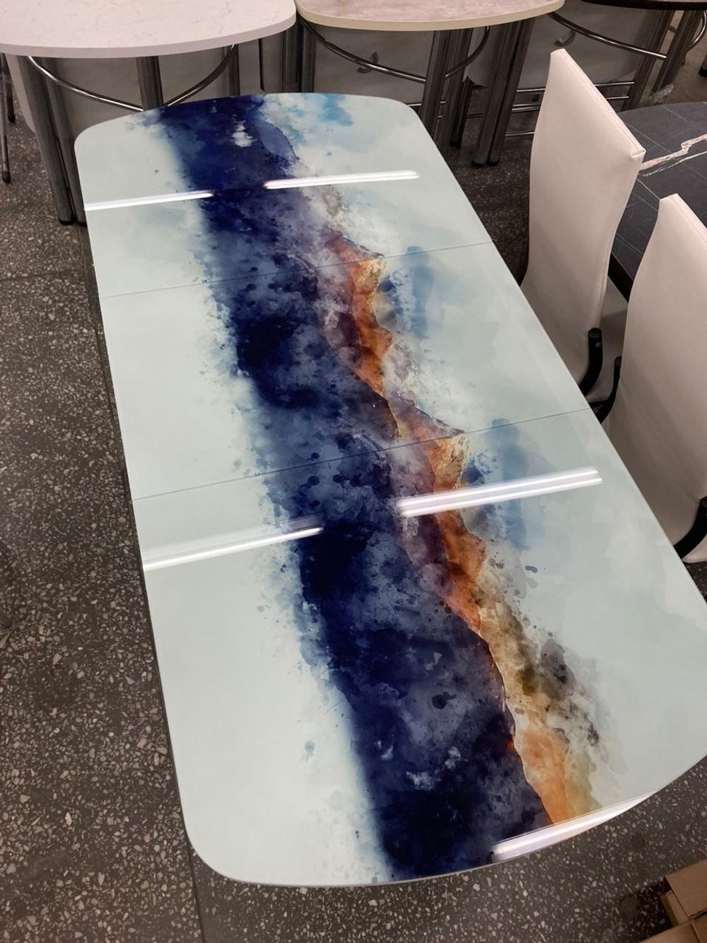 Стол разд Стеклянный подстолье прямое хром Царг.пояс белый Ст-ца абстракция (белый)