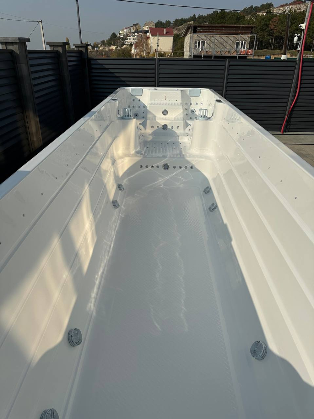 Плавательный гидромассажный спа-бассейн Victoria Star VS-M800 с раздельными зонами для зимней эксплуатации