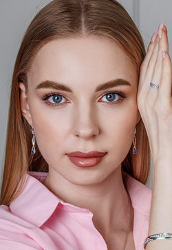 Серьги из серебра со вставками из оранжевых фианитов