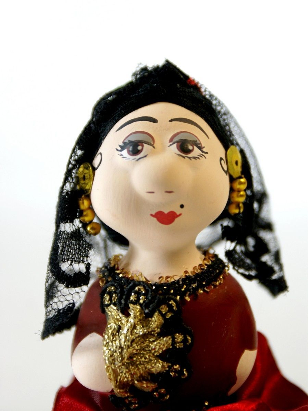 Кукла потешка фарфоровая Испаночка