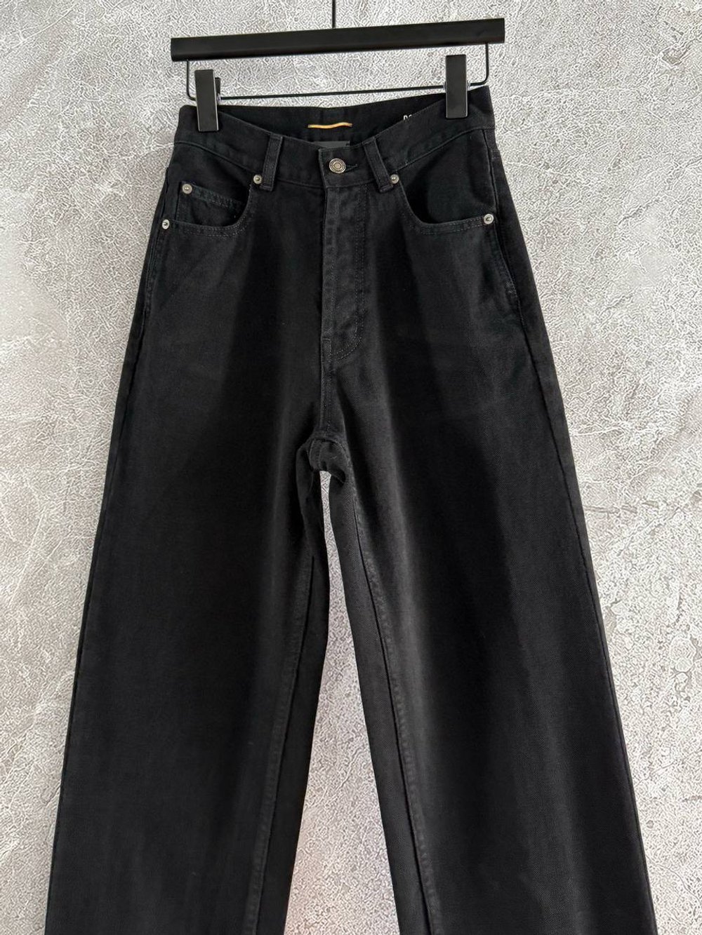 Джинсы Yves Saint Laurent
