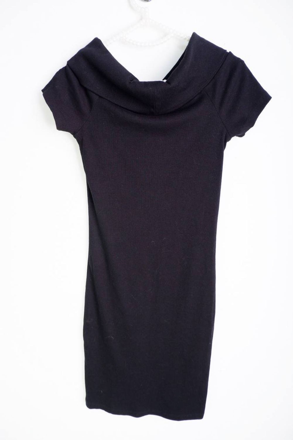 Платье Amisu базовое, маркировка 36, визуально на 42 размер