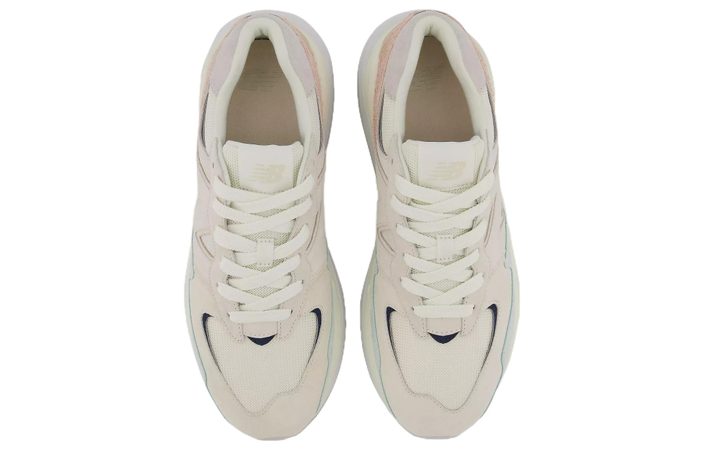 57/40 New Balance "Sea Salt Vintage Rose"