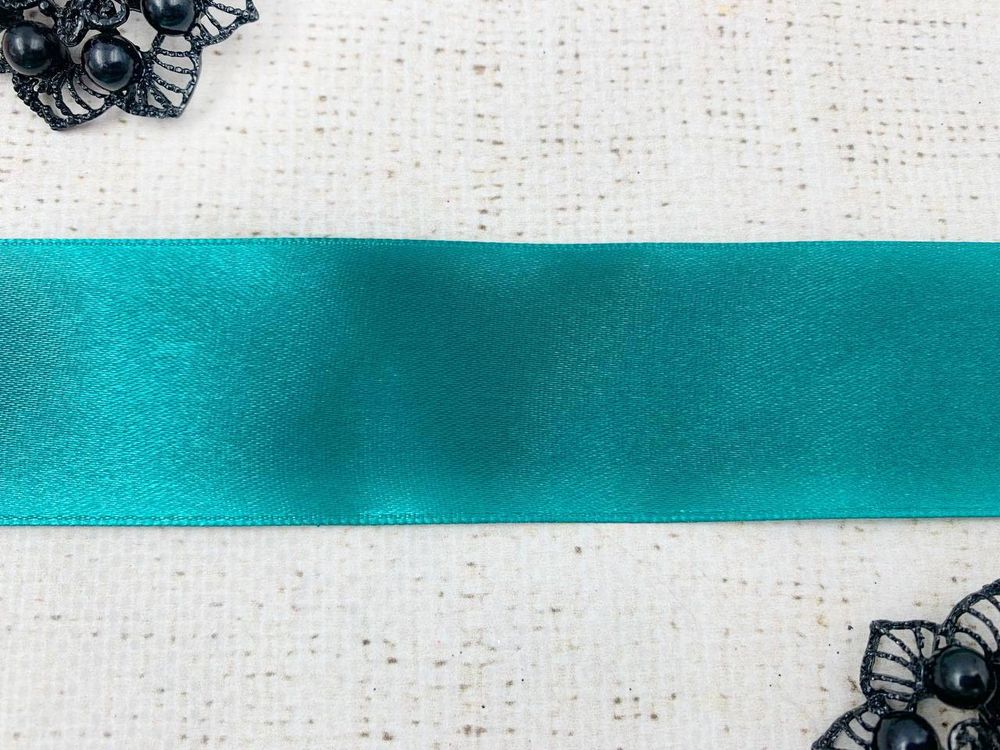 Лента атласная, ш. 3,8 см, изумруд