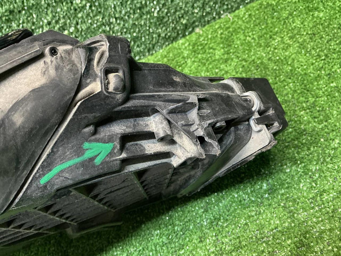 Фара левая BMW 7er G70 (2022-н.в.) LED