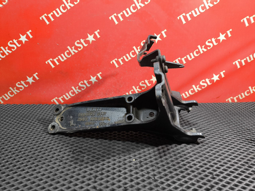 Кронштейн кабины левый