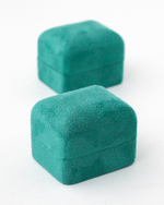 Металлический футляр 54x44x43 мм под мужской аксессуар.