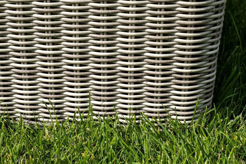 "Фабриция" журнальный столик из искусственного ротанга, цвет серый