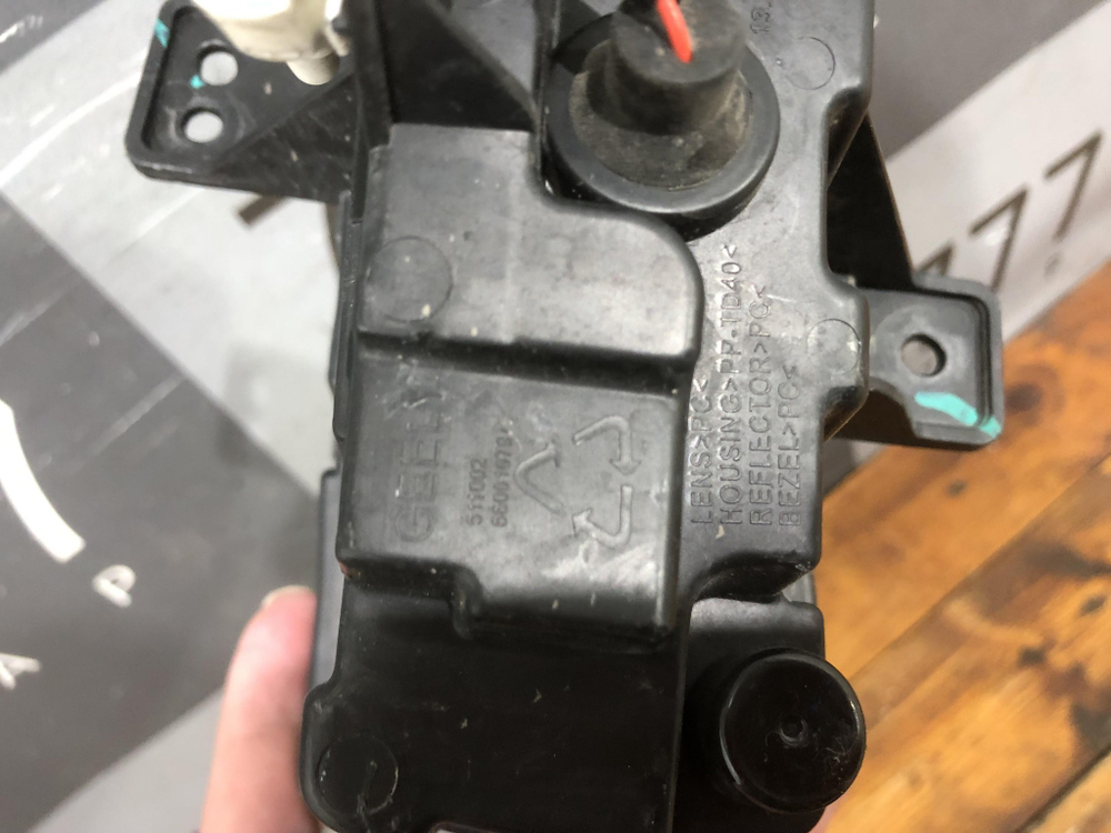 ПТФ передняя правая Geely Coolray 19-нв Б/У Оригинал 6600107979