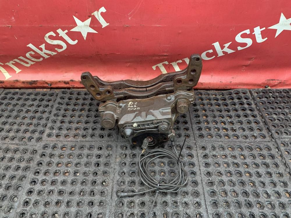 Суппорт тормозной правый 2018г.