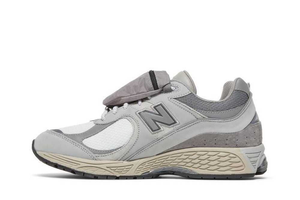 Кроссовки New Balance Nb 2002R Pouch