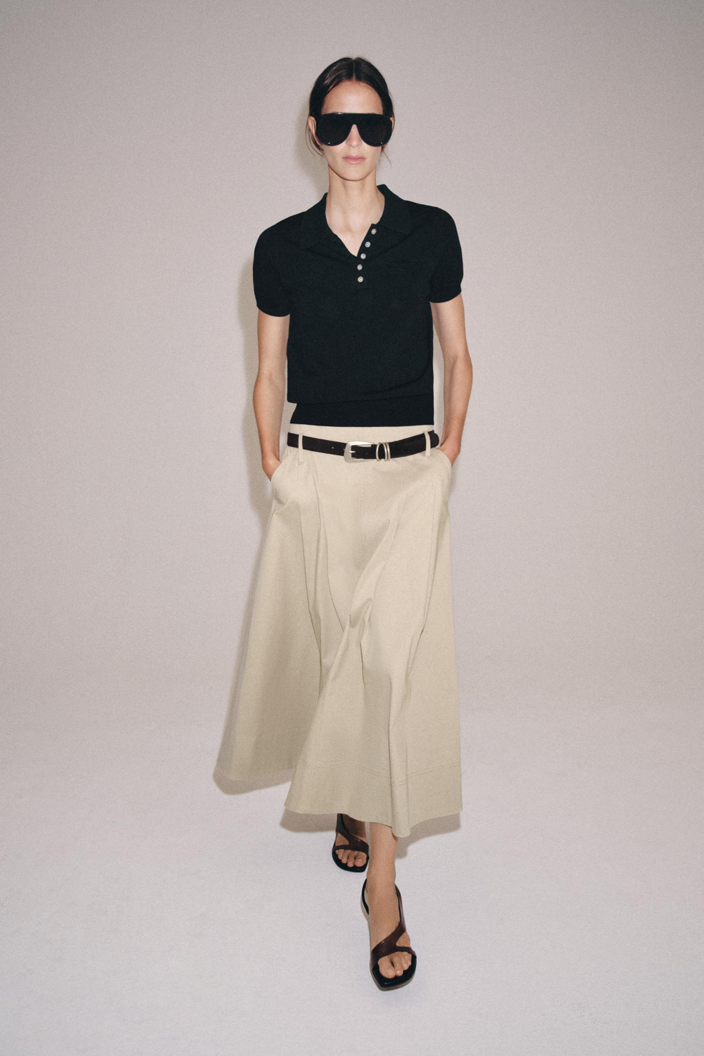 ZARA ТРИКОТАЖНОЕ ПОЛО С КОРОТКИМИ РУКАВАМИ, ЧЕРНЫЙ