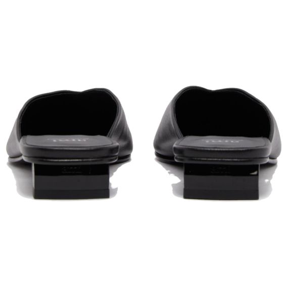 Amiparis Pointed Toe Slip-On 'Black'