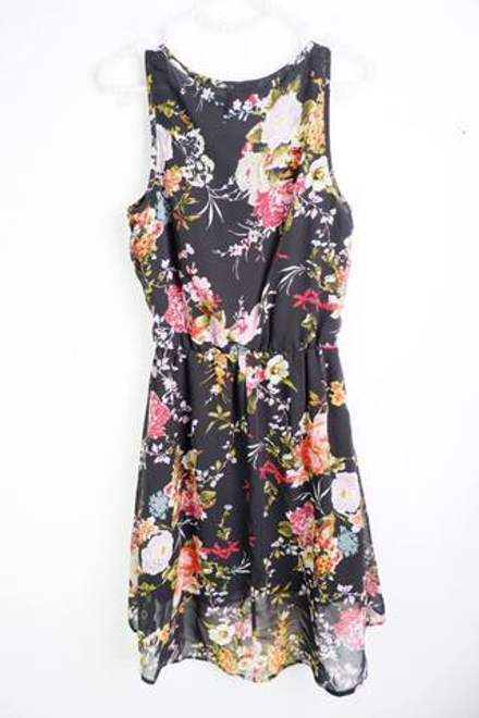 Платье Only приталенное, маркировка 36, визуально на 42 размер