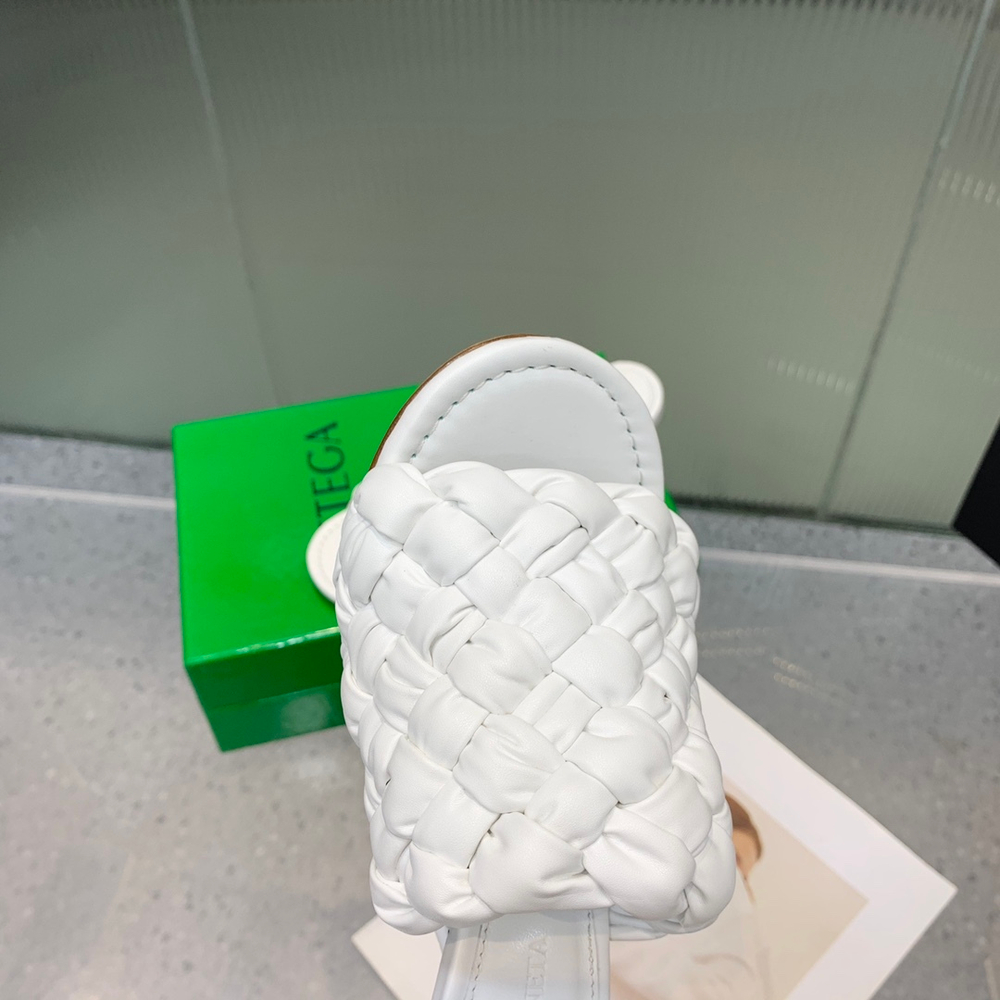 Bottega Veneta Dot Wave 9 cm