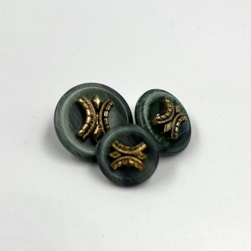 Пуговицы зеленый с золотом