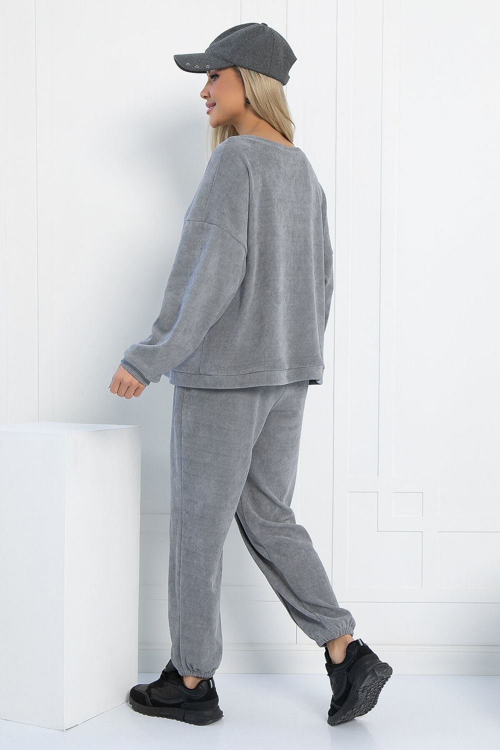 Костюм Августа (серый) К13100-5М LT Collection