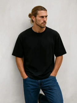 Футболка черная оверсайз с принтом на спине