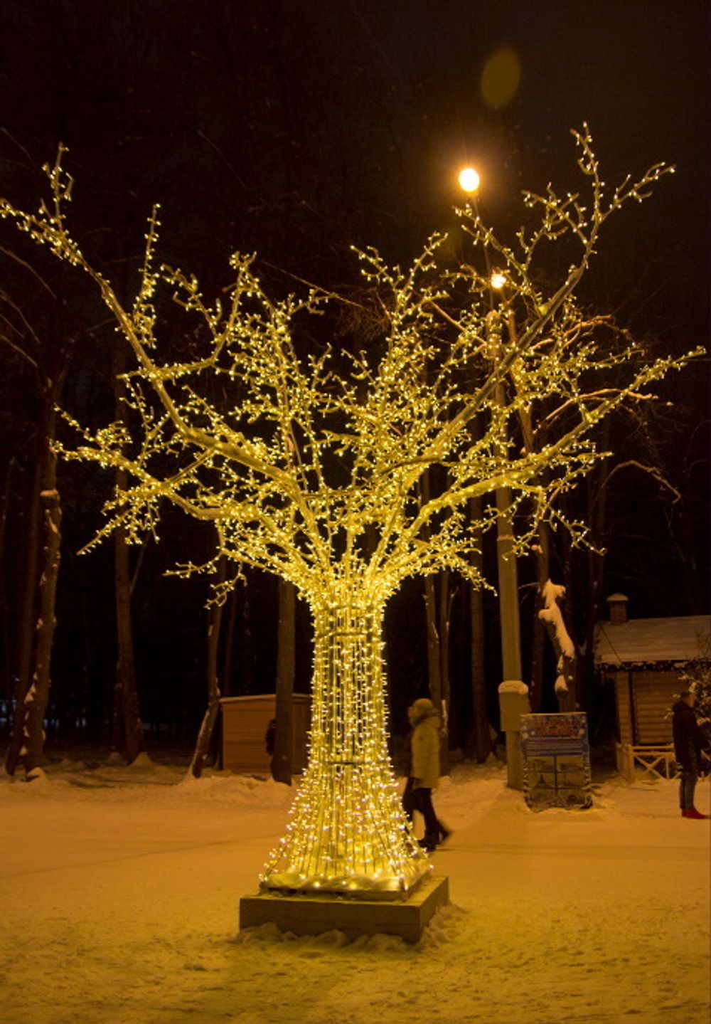 Светодиодное Дерево