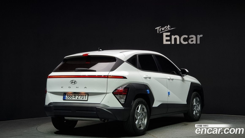 Hyundai KONA (SX2) Бензин 2.0 2WD (03.2023)