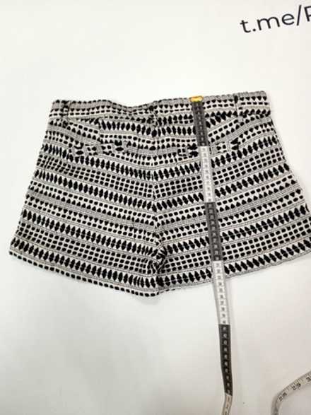 Шорты девичьи ICHI.Цвет белое/чёрное.Размер 38 - 44 русский